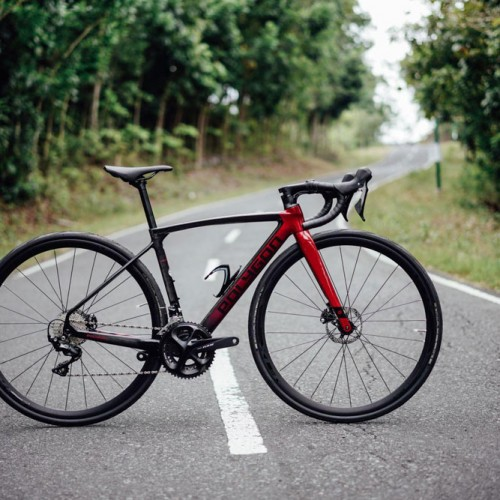Road bike polygon strattos s7 sales